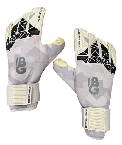 BG- Rolled Finger White/Black