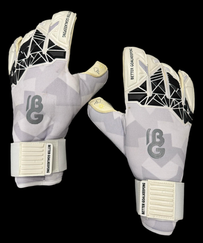 BG- Rolled Finger White/Black